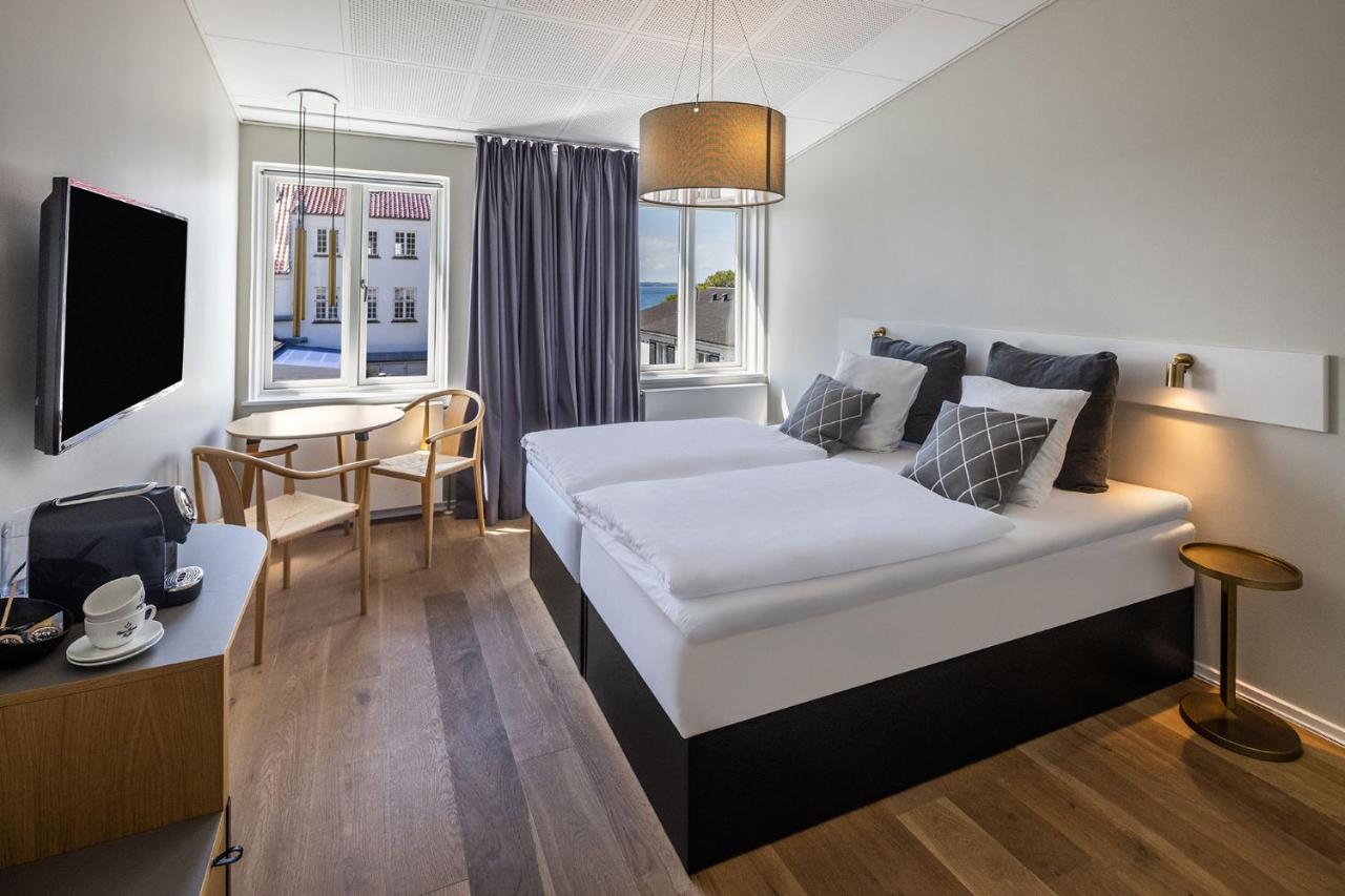Strandhotel Rosnaes Калундборг Екстериор снимка